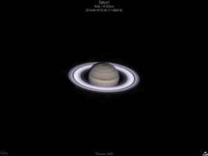 Saturno ripreso nel visibile e nell'infrarosso